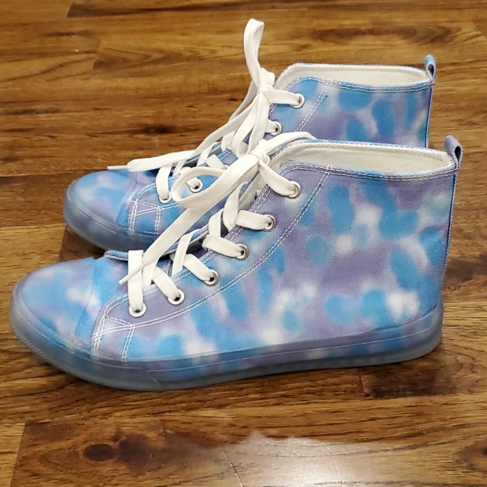 Citi Steps womens tie dye high top sneakers size 8